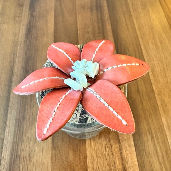 Leather Flower Brooch - Picture 5 of 7